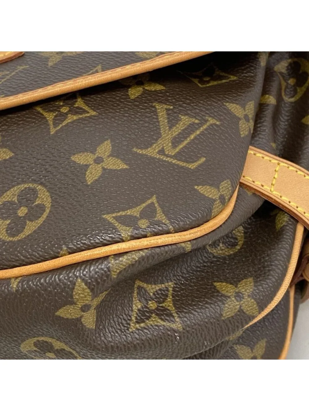 Louis Vuitton Shoulder Bag Monogram Saumur 30 Brown